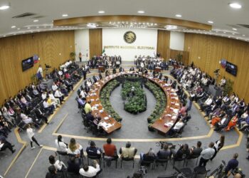 Aplaza INE reglas para sancionar campañas anticipadas