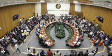 Aplaza INE reglas para sancionar campañas anticipadas
