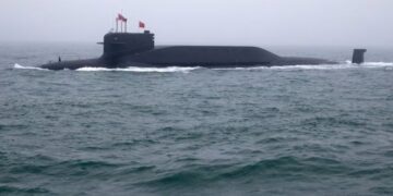 China prueba misil balístico desde submarino y enfurece a sus vecinos del Pacífico