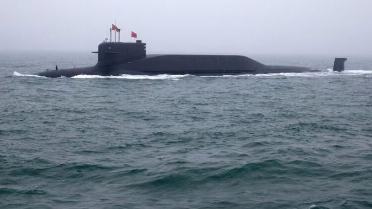 China prueba misil balístico desde submarino y enfurece a sus vecinos del Pacífico