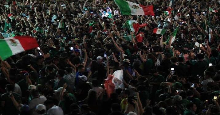 Mueren cuatro personas en festejos en el Ángel de la Independencia