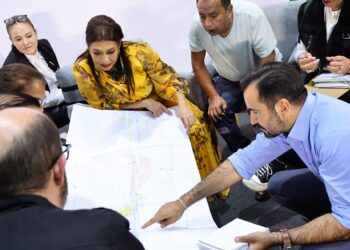 Encabeza Clara Brugada atención a más de 6 mil personas, en el Zócalo