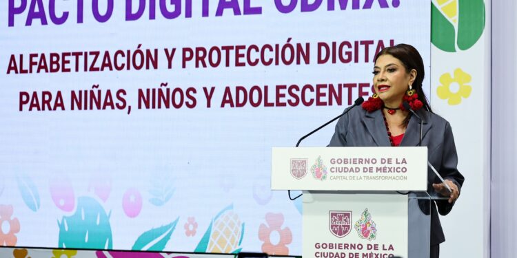 Llama jefa de Gobierno a un Pacto Digital que proteja a infancias y adolescencias