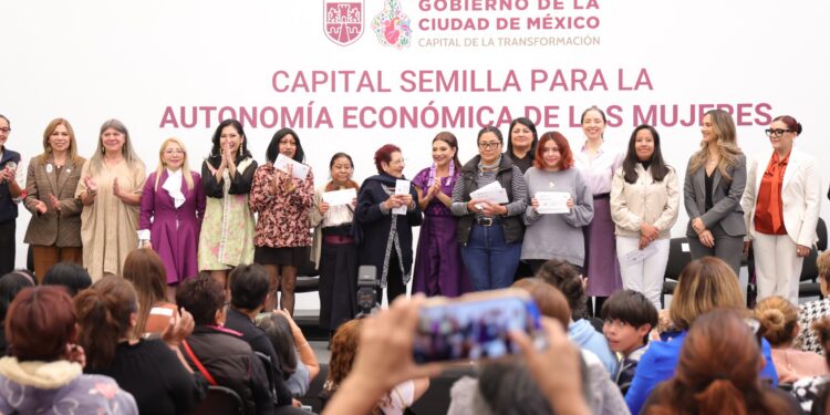 Con inversión de 100 MDP impulsa Clara Brugada proyectos productivos para mujeres