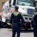 Pipa de gas cae en socavón de Coyoacán