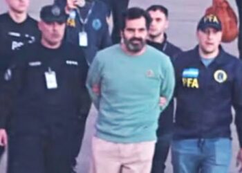 Vuela Fernando Farías de Argentina a México, en avión de la SEMAR