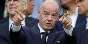 Después de la borrachera mundialista, Infantino vive cruda realidad y días aciagos