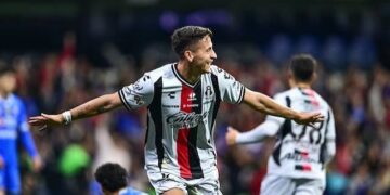 Cruz Azul sin rumbo 0-2 Atlas, Chivas se crece 5-2 Xolos y Puebla hunde a Santos 3-2