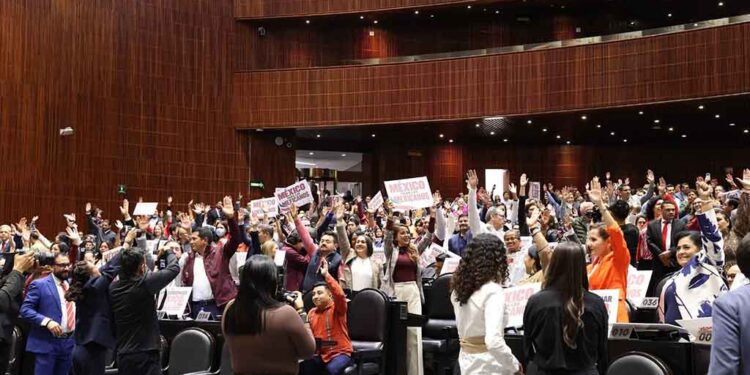 Ponen fin a doble nacionalidad para candidatos a Presidencia y gubernaturas