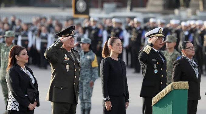 Presidenta recuerda a víctimas de sismos del 85 y 17; pide no olvidar solidaridad