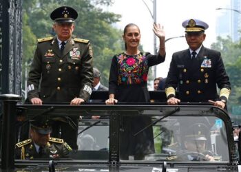 Encabeza Claudia Sheinbaum, ceremonia de la Gesta Heroica de los Niños Héroes