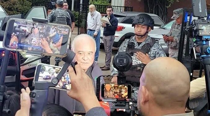 Ruffo llega a Ensenada, BC, a prisión domiciliaria, tras 40 horas de traslado