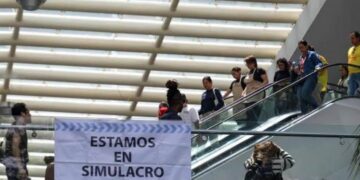 Simulacro moviliza a 33 millones en México y prueba alerta sísmica en celulares