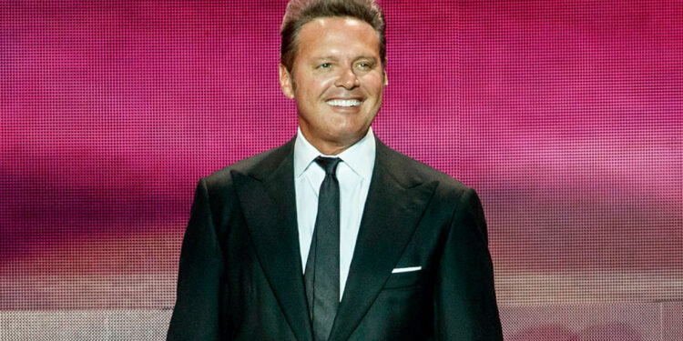 PROFECO advierte sobre estafa de supuestos conciertos de Luis Miguel