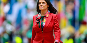 Salma Hayek cumple 60 años, todo un ícono mexicano en Hollywood