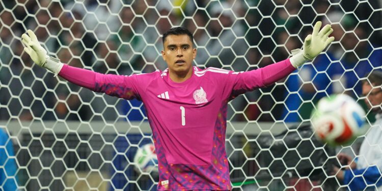 El TRI de Márquez cae ante EU 3 a 0, en una noche para el olvido