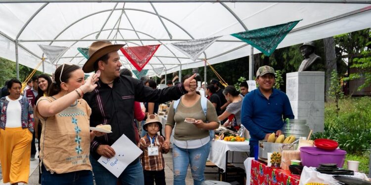 Celebra Sedema la riqueza del maíz y la agrobiodiversidad con feria en Chapultepec