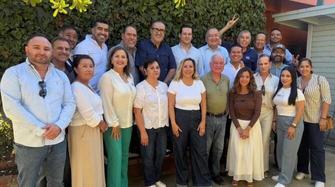 Ernesto Ruffo recibe a panistas en prisión domiciliaria; habla con Fox por videollamada