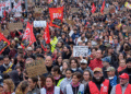 Francia prepara otra semana de protestas por el costo de vida