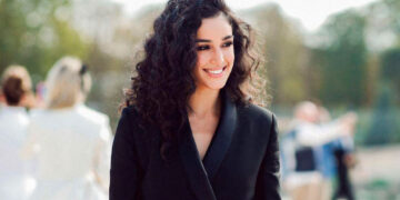 Ale Capetillo debuta en desfile de Dior en París
