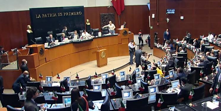Senado aprueba Ley de Ingresos 2027 por 10.6 billones de pesos; avala endeudamiento