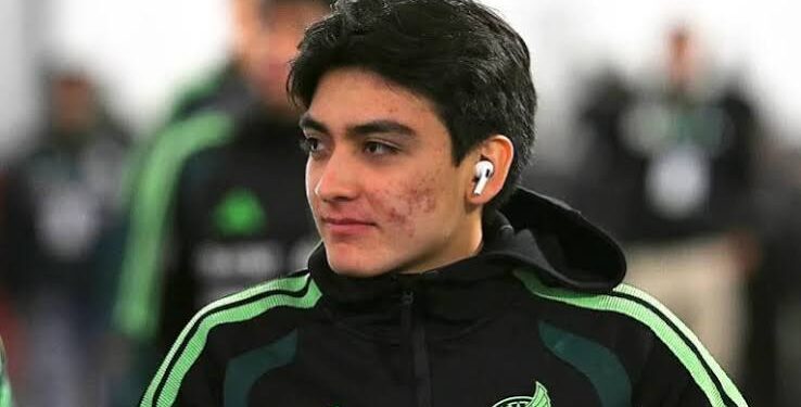 Gilberto Mora abandona la concentración del Tri a horas del duelo ante Chile