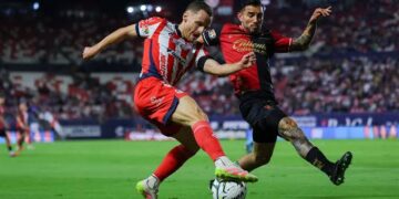 Triunfos claves de Atlas y Pumas como visitantes en el inicio de la jornada 15