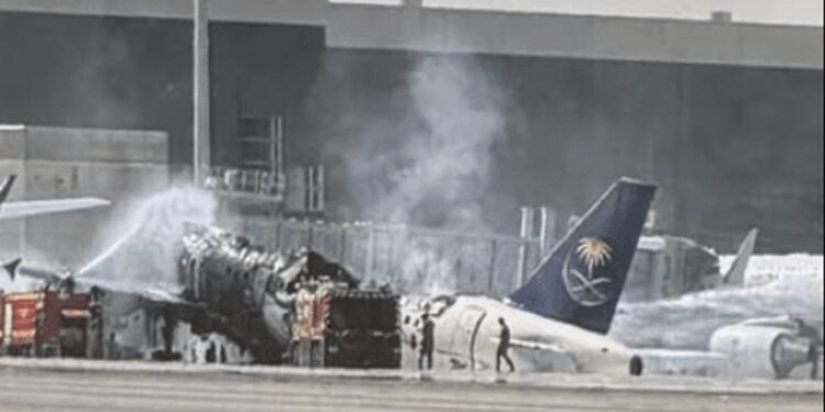 Embajada de México en Arabia Saudita, pide a connacionales evitar aeropuertos